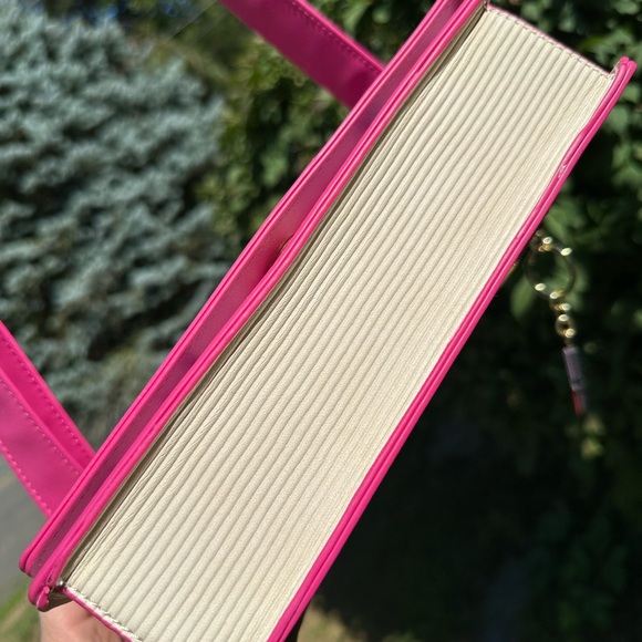 Loungefly Mean Girls Burn Book crossbody bag with Bag Charm NWT - Picture 8 of 11